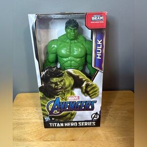 NEW IN BOX 12” Marvel Avengers Titan Hero Blast Gear Deluxe Hulk Action Figure